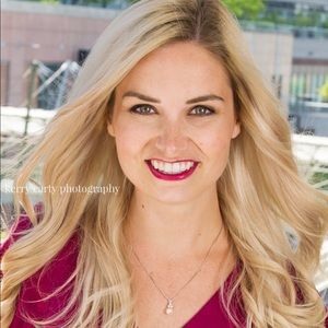 Meet your Posher, Juliana